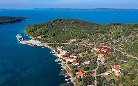 Apartments With A Parking Space Brbinj, Dugi Otok - 8160